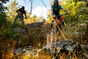 7 productos esenciales para hacer Enduro Mountain Bike